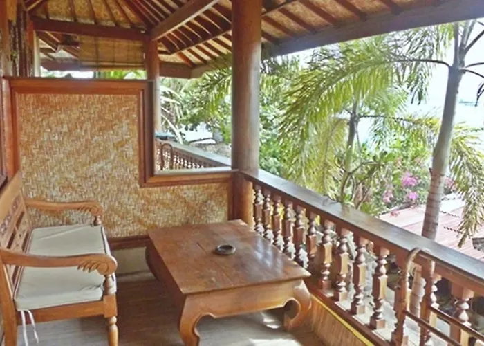 Bunga Bungalo نوسا ليمبونغان